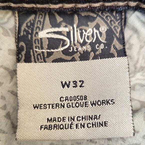 Silver Jeans Women's 32 Blue Low Rise Capri Aiko Kick Flare Denim Distressed - Picture 7 of 8